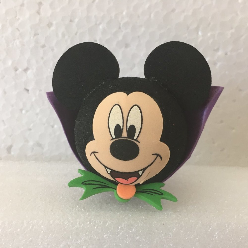 DISNEYLAND PARK: Antenna Topper Ball Mickey Vampire Purple Cape Halloween - Picture 1 of 3